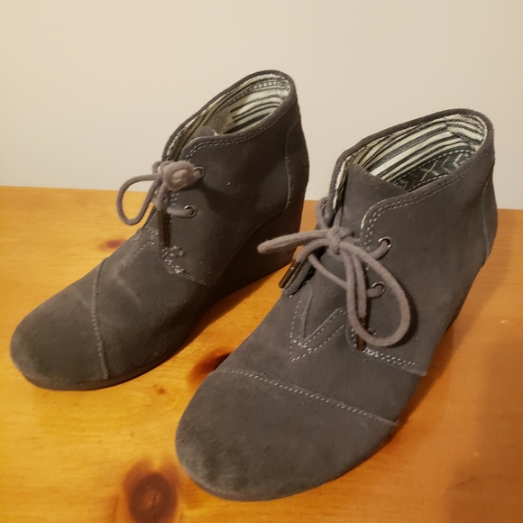 ❤️Tom's Gray Wedge Bootie. Size 7 Women. - Picture 1 of 8